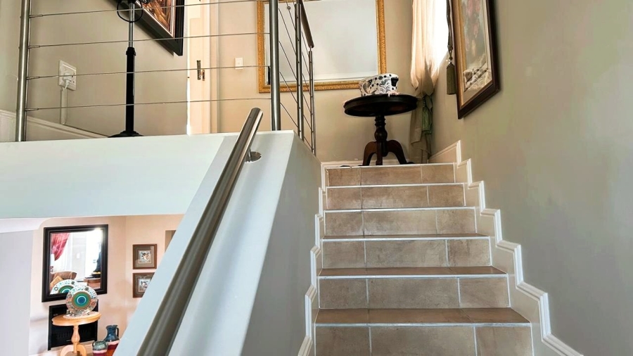 3 Bedroom Property for Sale in Kingswood Golf Estate Western Cape